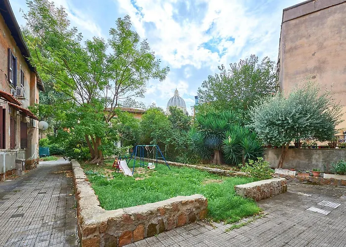 Casa Garbatella, Autentica רומא